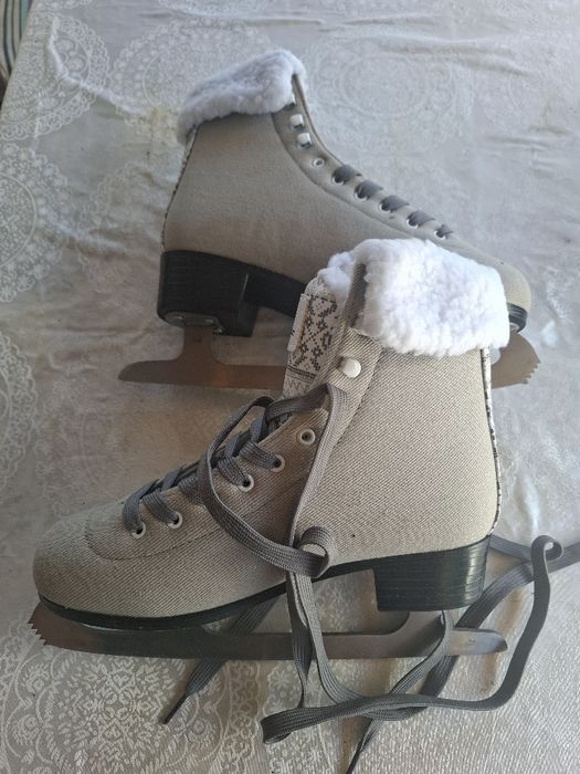 Продам коньки мужские б/у