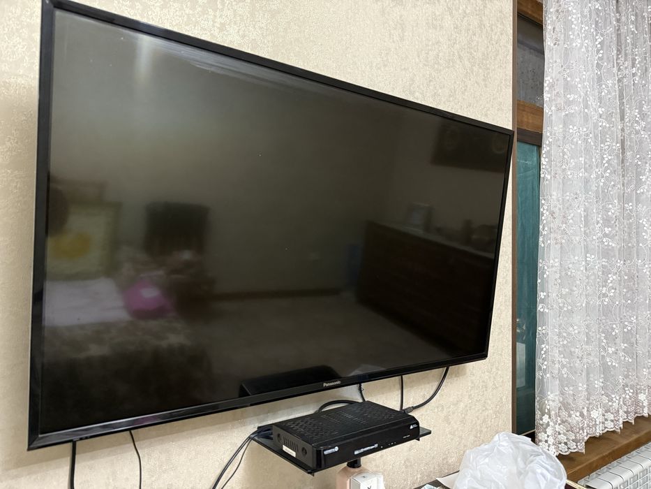 Телевизор Panasonic 43