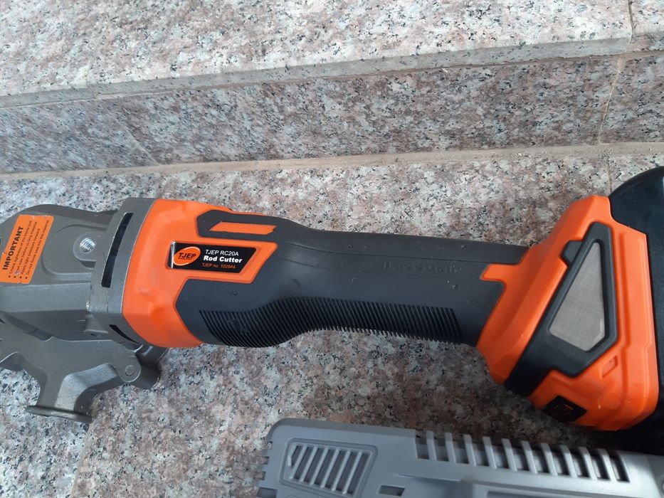 T jep circular pentru fier pe acumulatori