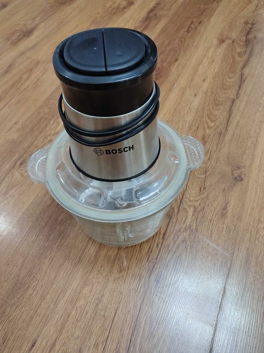 Измельчитель Bosh Продам