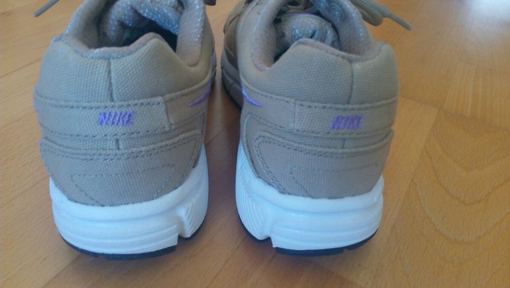 Маратонки Nike, за момиче.