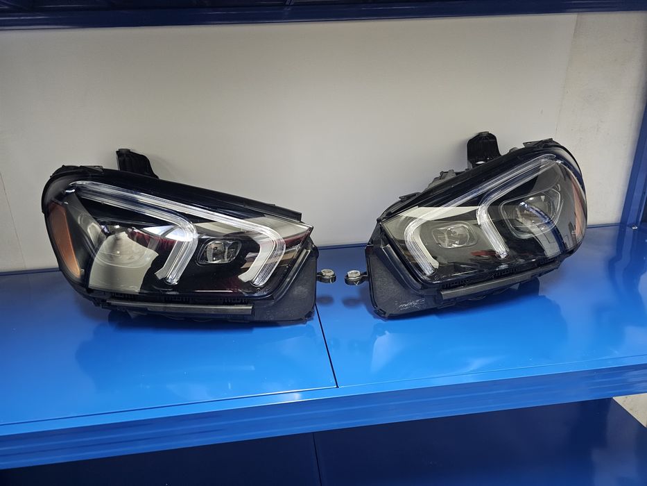 Комплект ФАРОВЕ GLE V167 2021г.