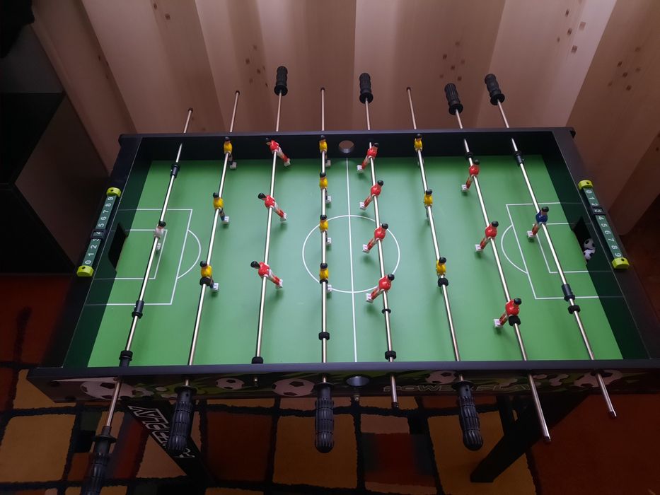 Vand masa de fotbal XXL noua in stare IMPECABILA la SUPER PRET!