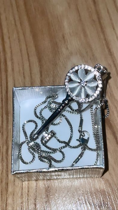 Гердан Ключ с кристали