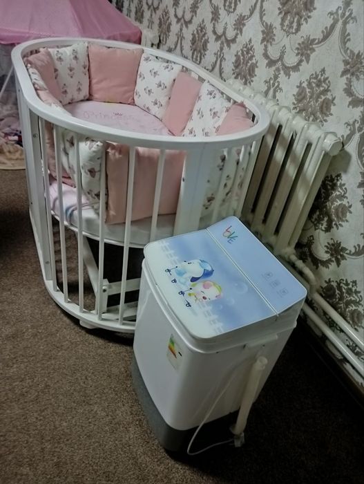 Detskiy kravat va detskiy kir moshina