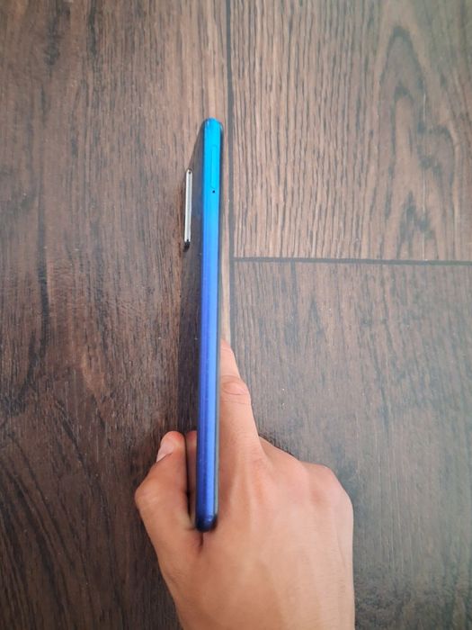 Продам телефон Vivo