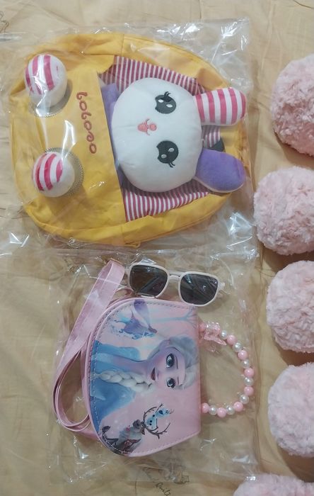 Детский вещи сумки.носки.