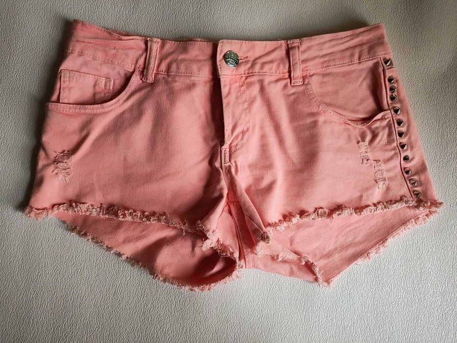 Разпродажба!!! Къси панталонки, цвят праскова, размер S