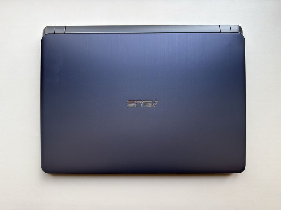 Продается ноутбук Asus