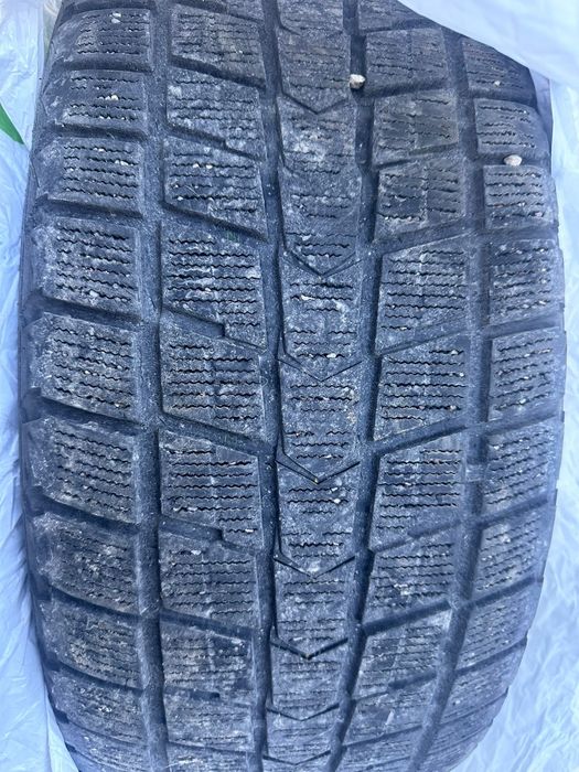 Зимние шины липучка Roadstone