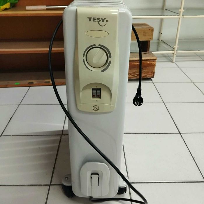Маслен радиатор TESY CC-2510 E05 R – добро състояние