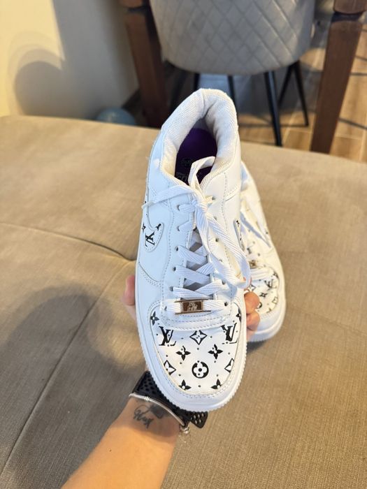 Дамски кецове Nike air