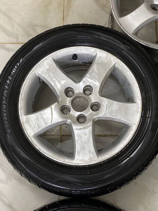 Камри 35 диск с резиной