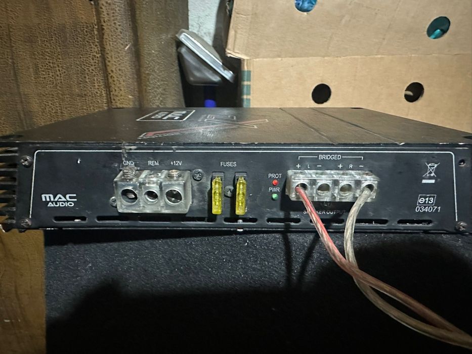 vând subwoofer auto