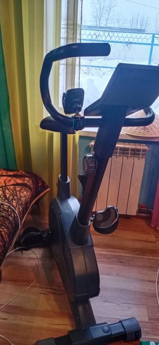 Велотренажер, не дорого, срочно.