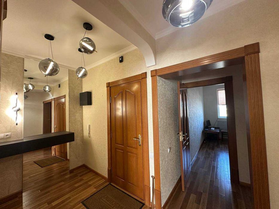 3-комн. 75 м², Мирзо-Улугбек, Шастри, Буюк Ипак Йули`