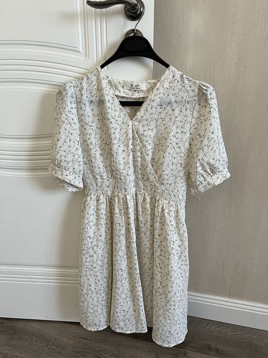 Платья разные продам