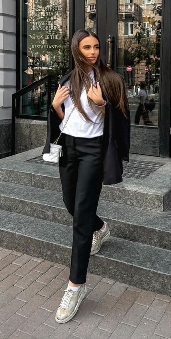 Costum SANDRO PARIS de la 5300 lei la 2300