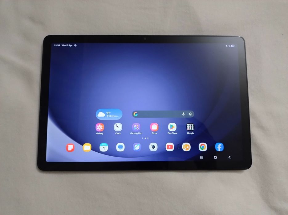 Tableta Samsung Galaxy Tab a9+ cu husa si pix