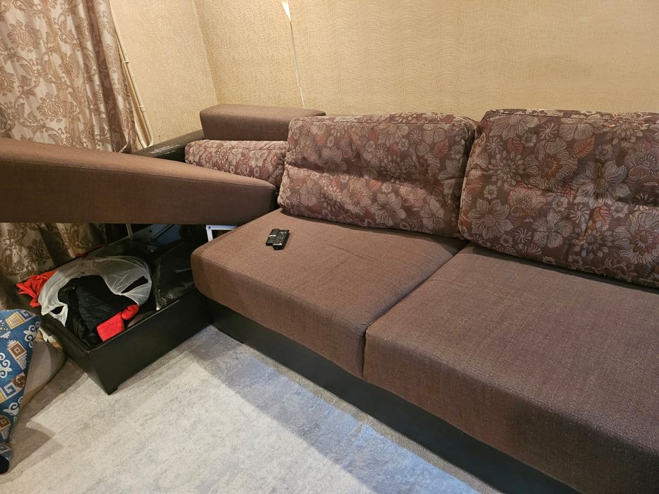 Продам диван, в хорош сост, самовывоз