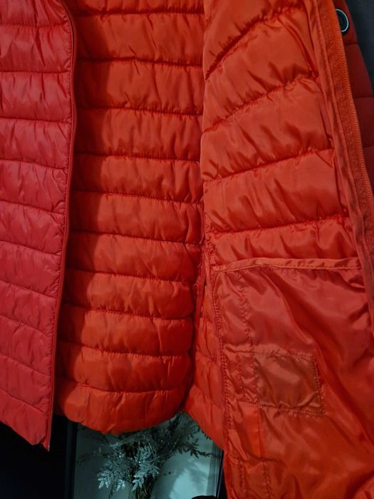 Geaca dama toamna marimea L . Stare excelenta.