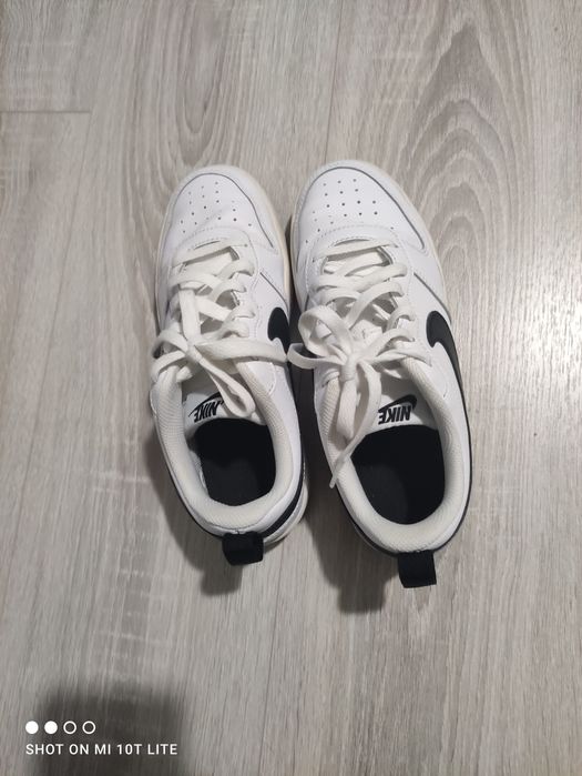 Маратонки NIKE,номер 38