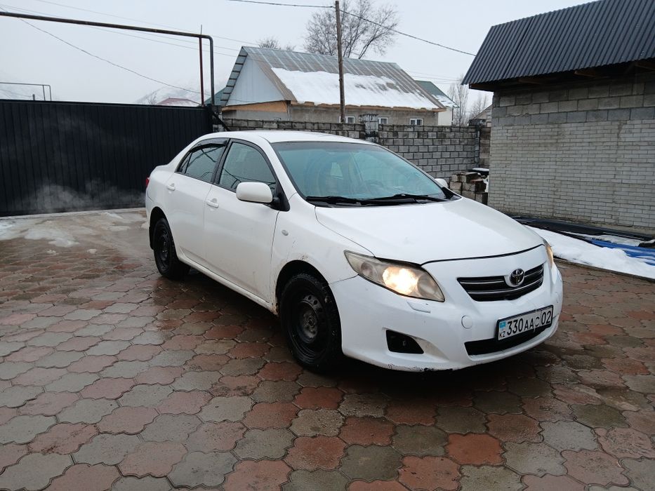 Продам машину Toyota Carolla