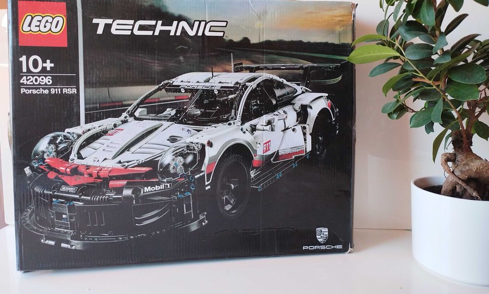 LEGO Technic Porsche 911 RSR 42096, 1580 части