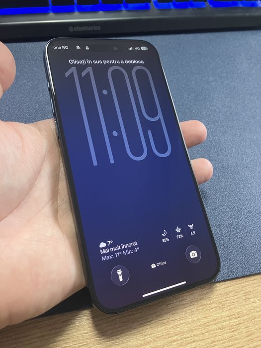 Vand iPhone 15 Pro Max 256 GB