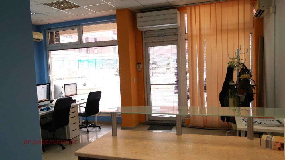 Дава се под наем Офис в София, Младост 1 - 170 кв.м за 1694.22 € - Снимка #10