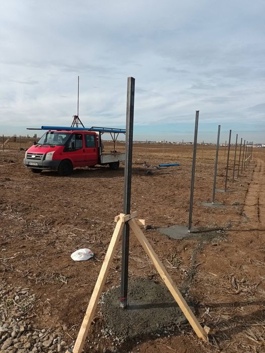 Vând garduri de plasă bordurată plasă împletită