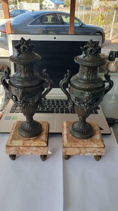 Красиви френски вази - гарнитури декорация