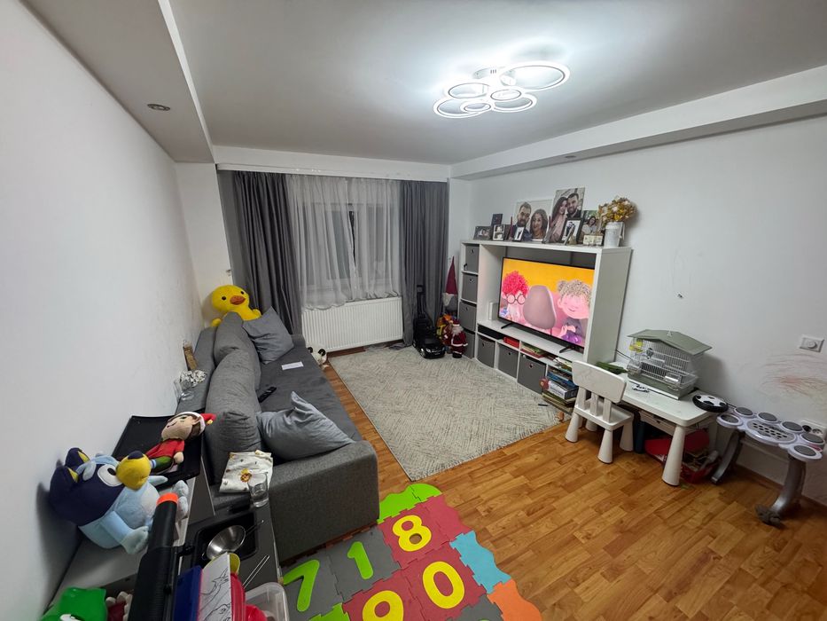Apartament  2 camere Bd Bucuresti vizavi  de Petrom - Vedere 2