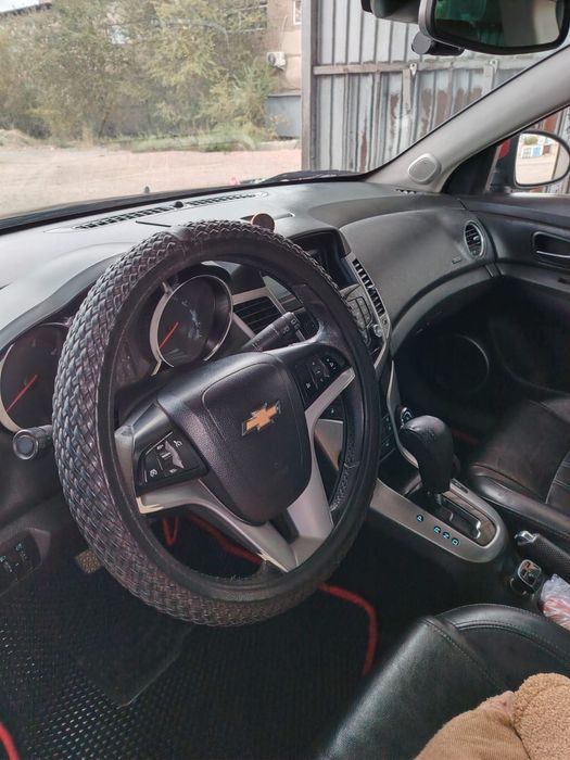 Chevrolet Cruze продам