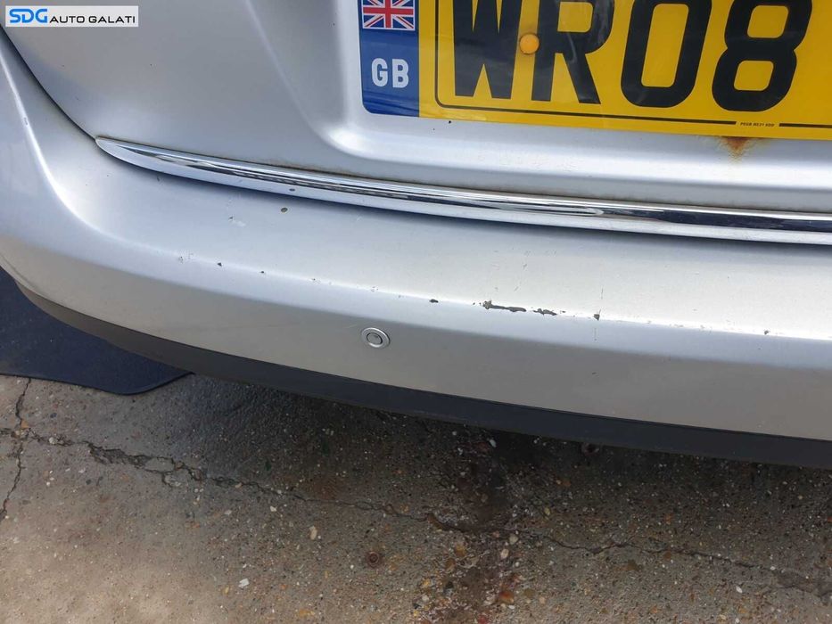 Bara Spoiler Spate cu Locas Senzori Parcare cu Zgarieturi Volkswagen Passat B6 Break Combi 2005 - 2010 Culoare LA7W