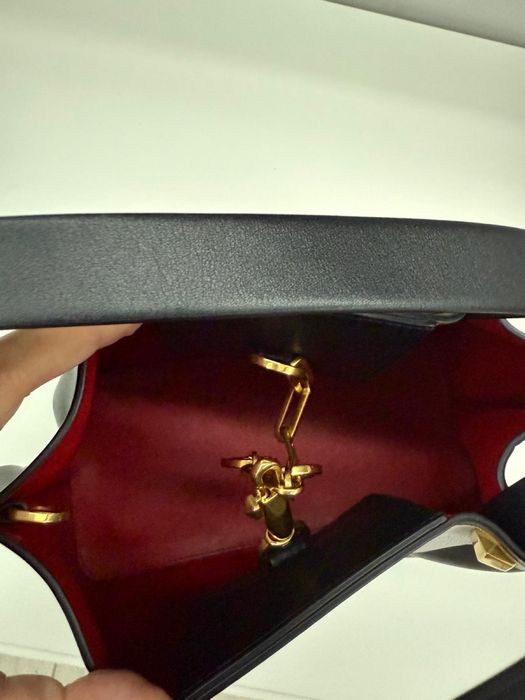 Geanta valentino garavani Vlogo Escape