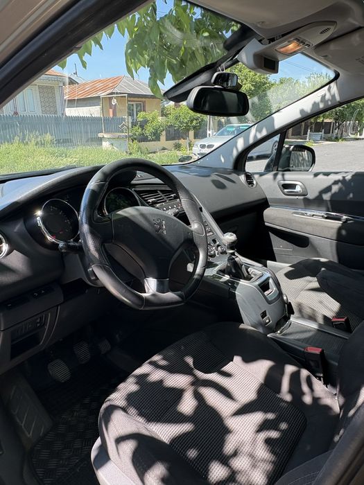 Vand peugeot 2010