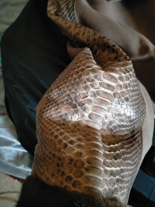 Продам новое пальто и лоферы