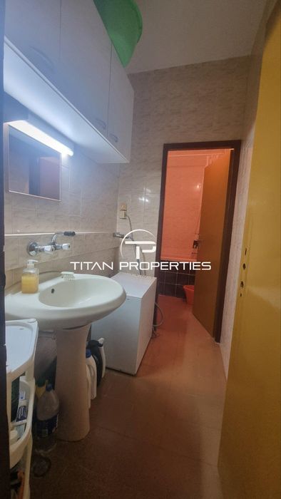 Продава се Четиристаен апартамент в Пловдив, Каменица 1 - 101 кв.м за 1585 €/кв.м - Снимка #9