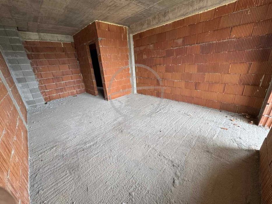 Продава се Двустаен апартамент в Пловдив, Кючук Париж - 65 кв.м за 1177 €/кв.м - Снимка #1