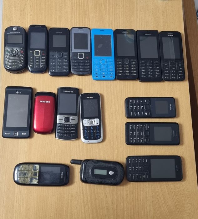 Nokia, Lg kp 501, Samsung, Motorola.
