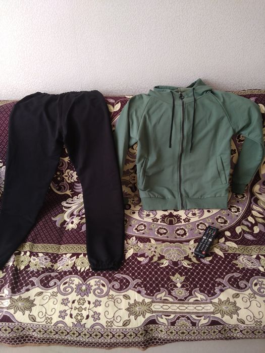 Спортивный костюм