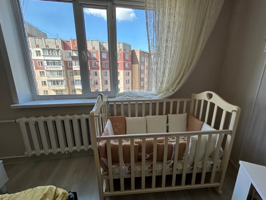 Продам манеж очень в хорошем состояний, с матрасом