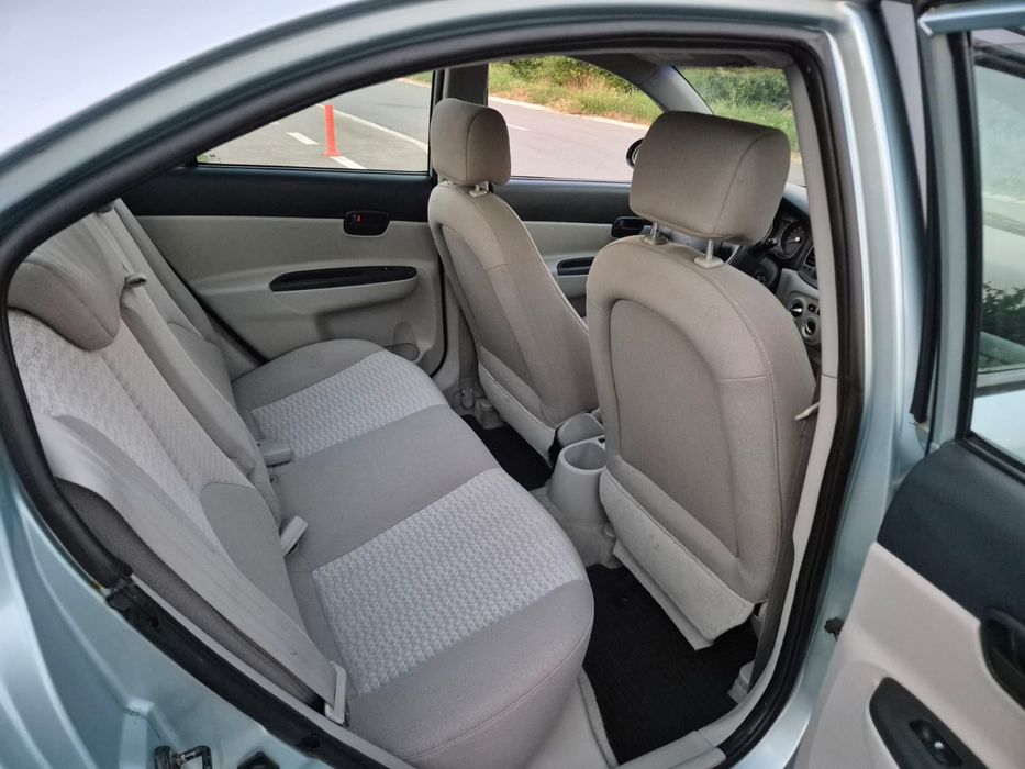 Hyundai ACCENT 1.6 BENZINA Aer Condiționat