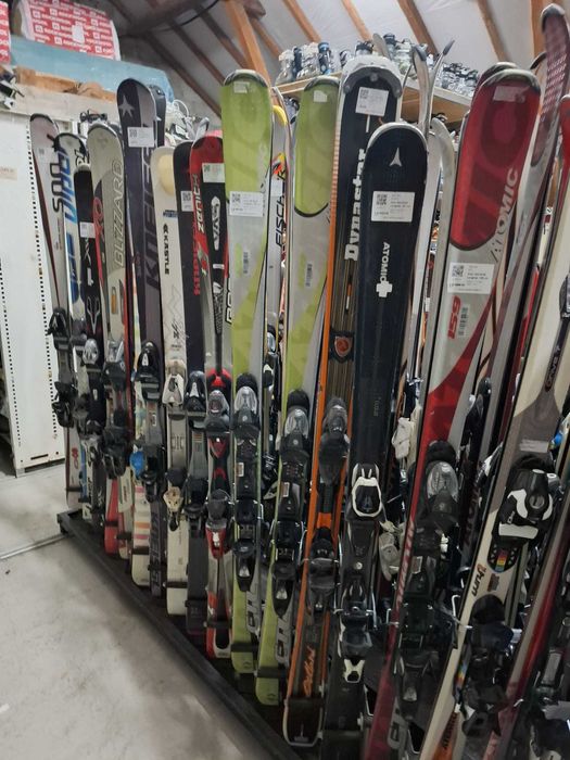 Vand lot schiuri second hand en-gros, stare buna, toate marimile