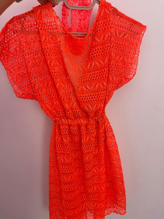 Дамски бански и плажни облекла