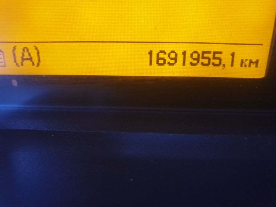 Volvo FM 4 XT прицепи билан сотилади