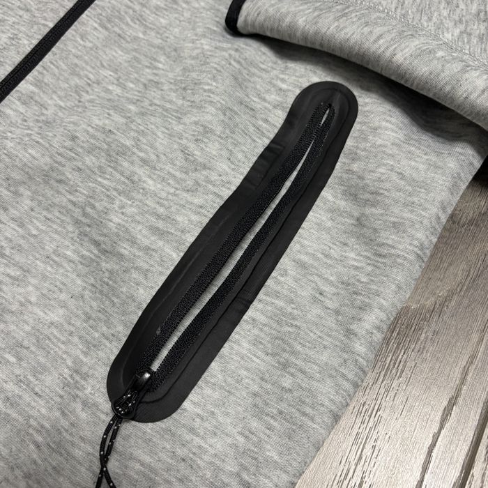 Nike Tech Fleece яке/горнище – сиво, размер S