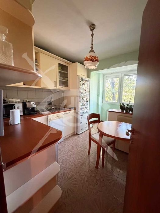 Продава се Тристаен апартамент в София, Младост 1 - 85 кв.м за 2823 €/кв.м - Снимка #2