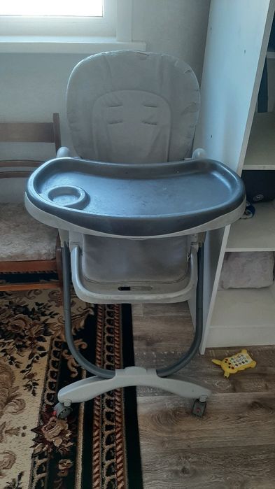 Детский стол для кормления